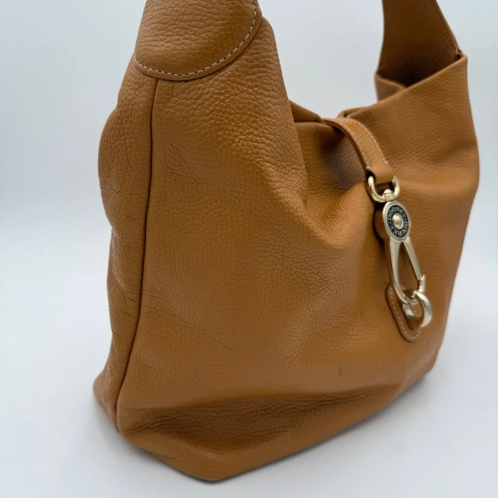 Dooney & Bourke minor shown